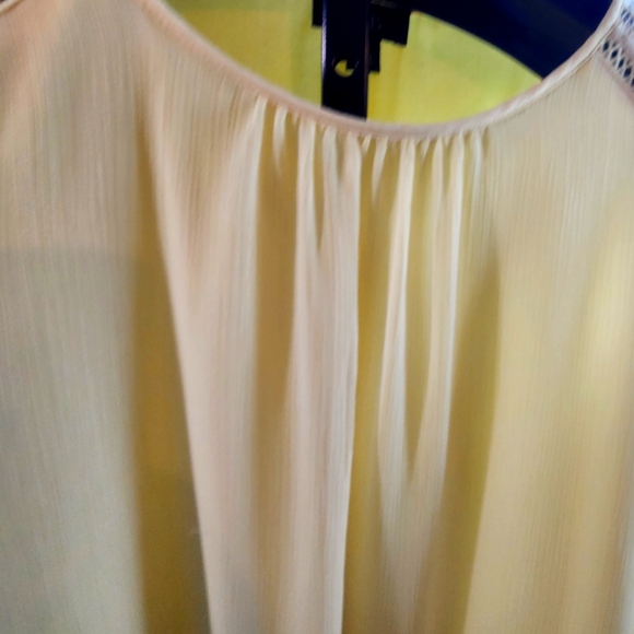 AGB Beautiful Yellow Blouse with Bell Sleeves - Picture 4 of 13